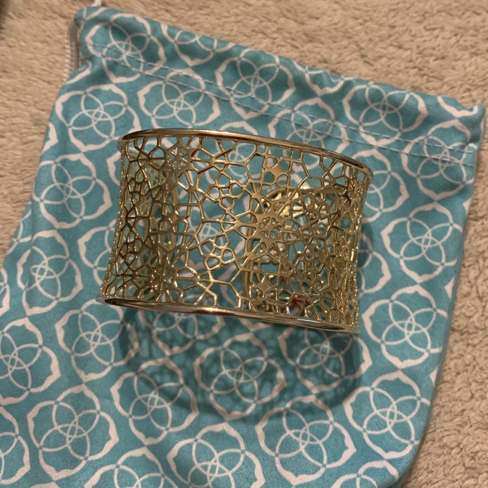 Gold kendra scott cuff